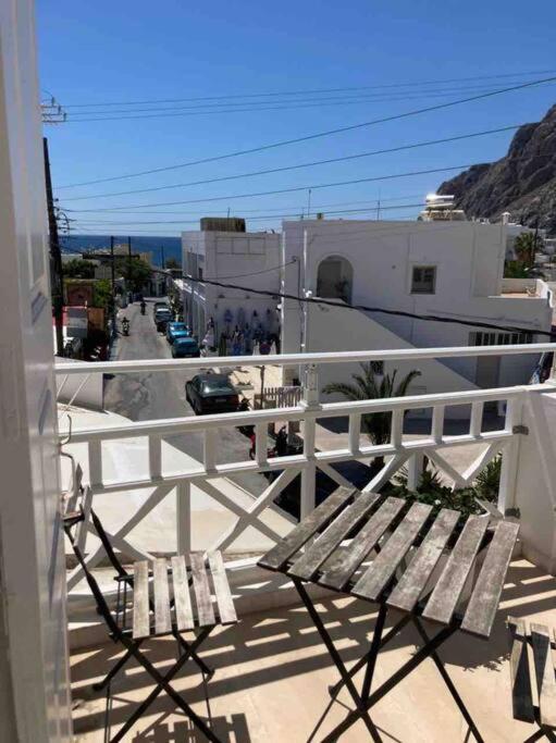 White Wave Studio 1 , 3Min Walk From Kamari Beach 외부 사진