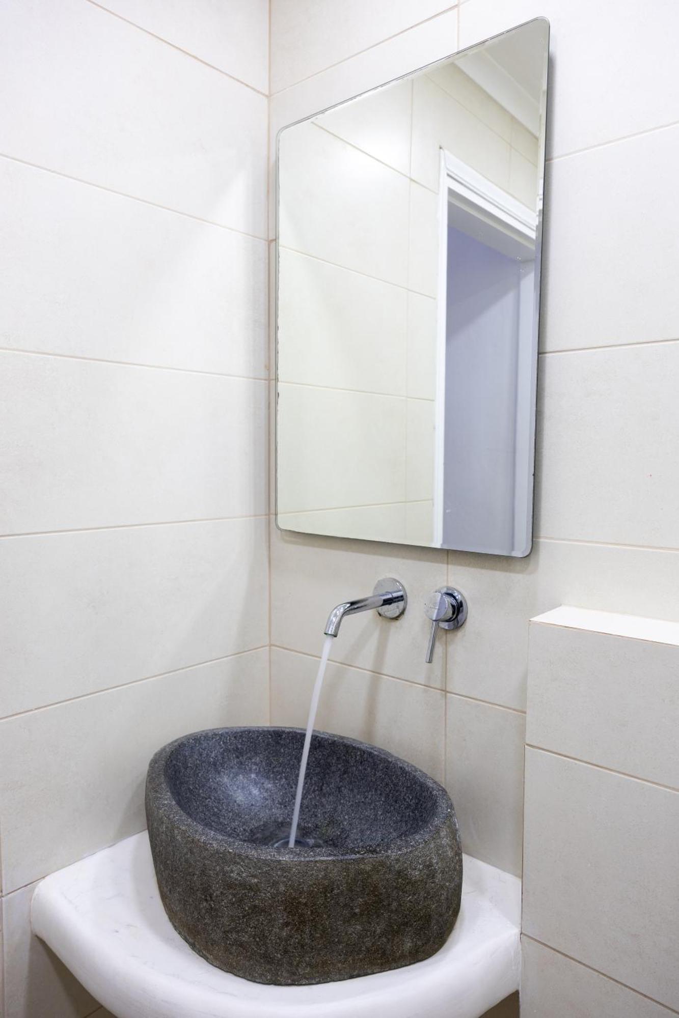 White Wave Studio 1 , 3Min Walk From Kamari Beach 외부 사진